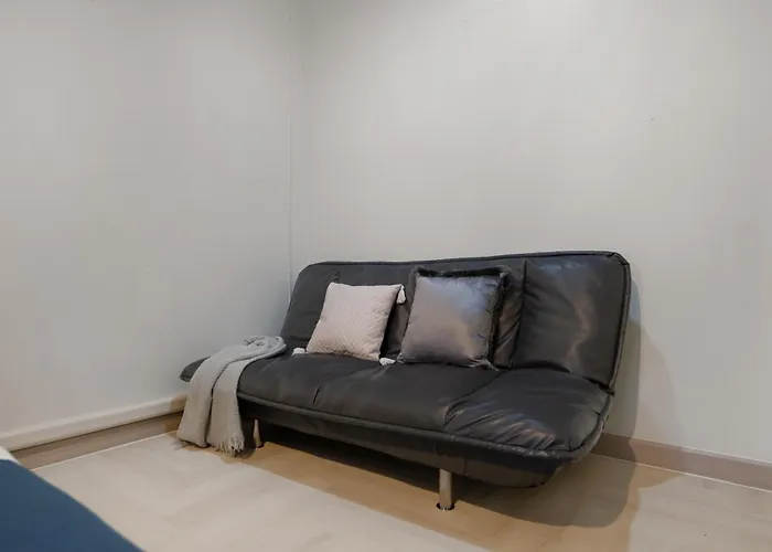 4br House Mrt Subway 250m Chatujak Market Wi-fi *