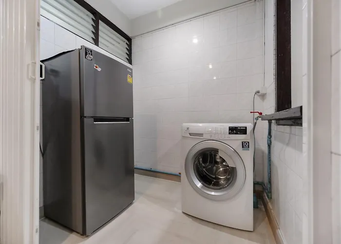 4br House Mrt Subway 250m Chatujak Market Wi-fi * Bangkok
