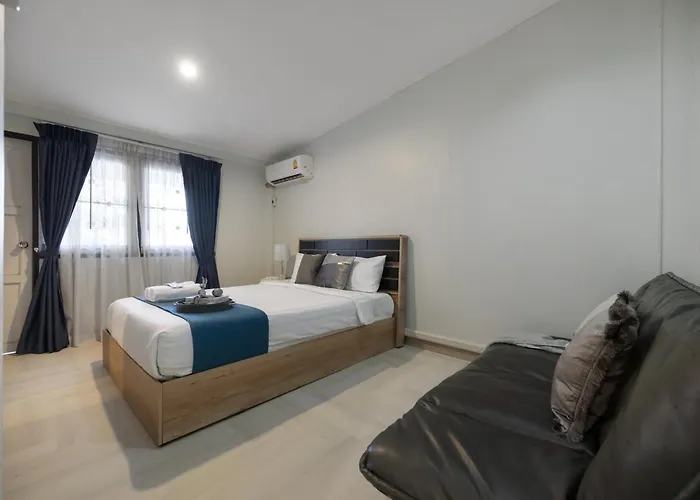4br House Mrt Subway 250m Chatujak Market Wi-fi Bangkok